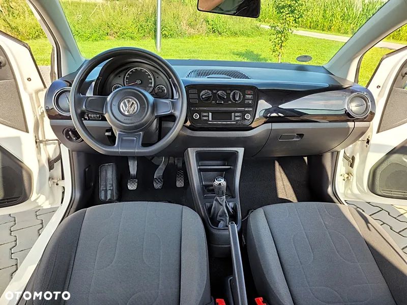 Volkswagen up! - 22