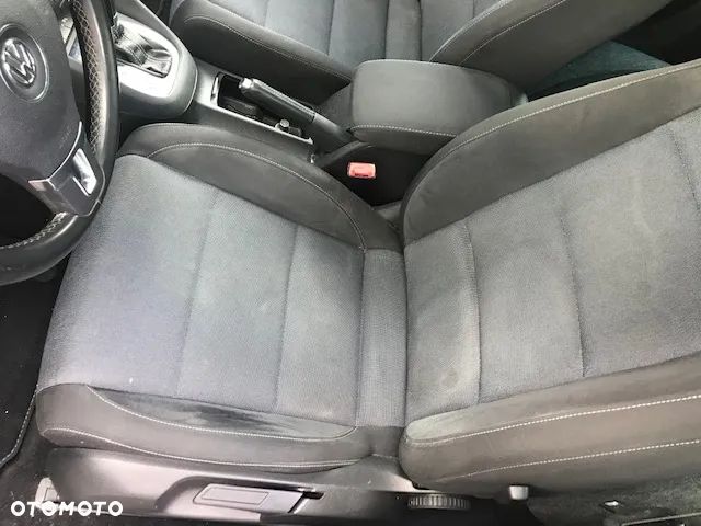 Volkswagen Golf - 14