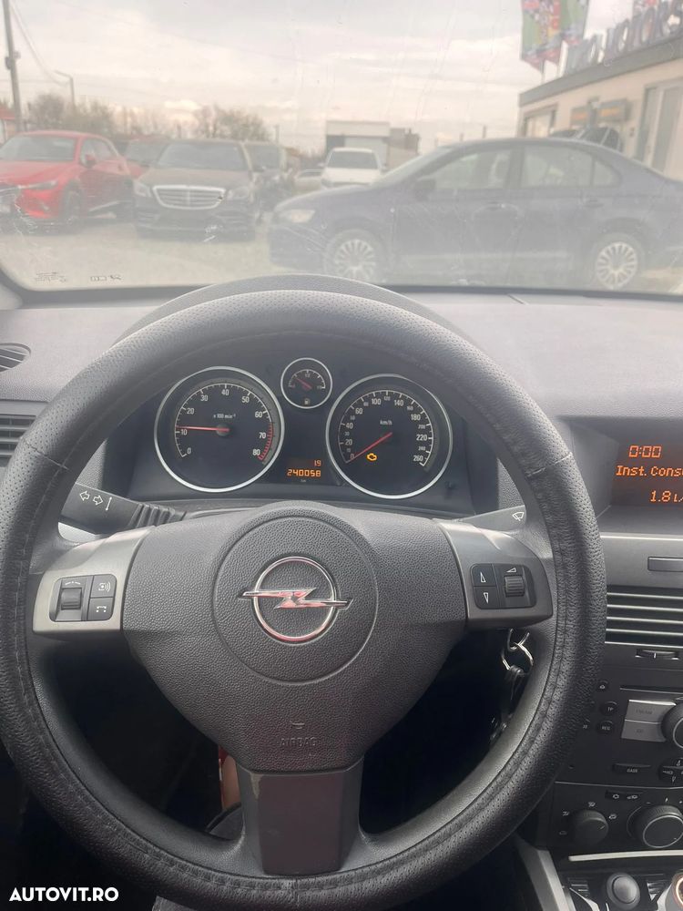 Opel Astra - 4