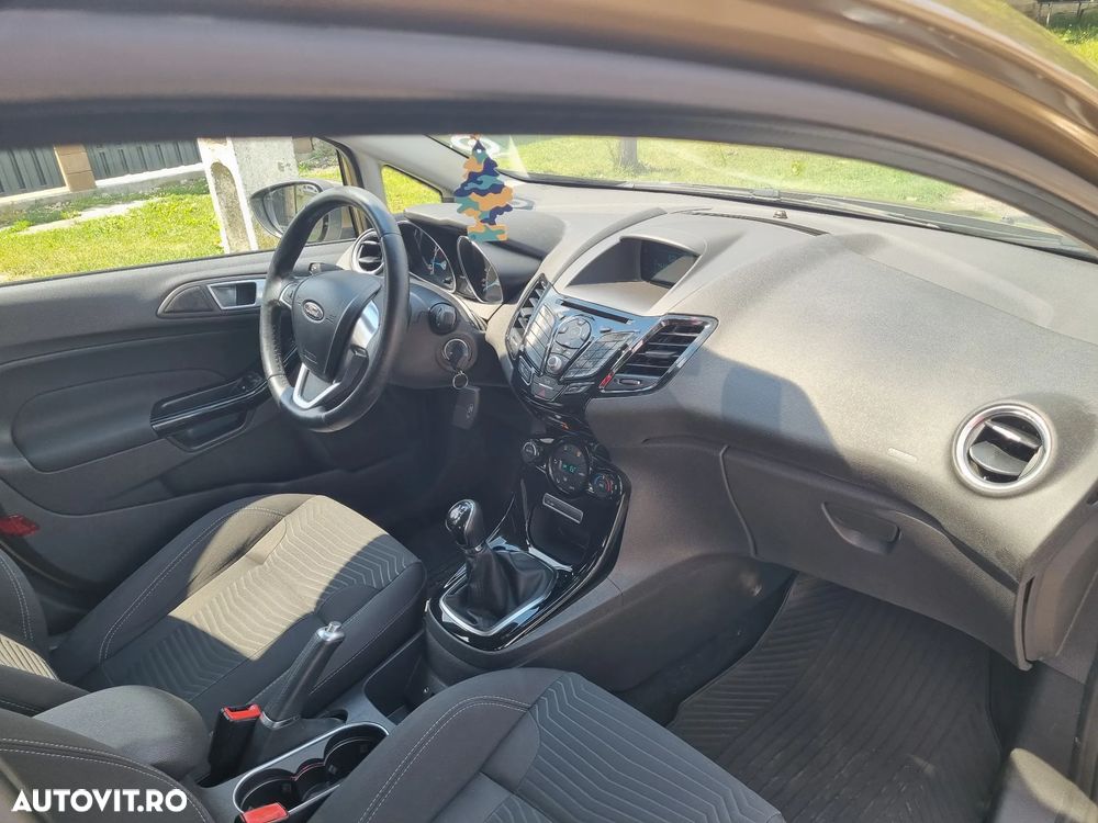 Ford Fiesta 1.0 Titanium - 9