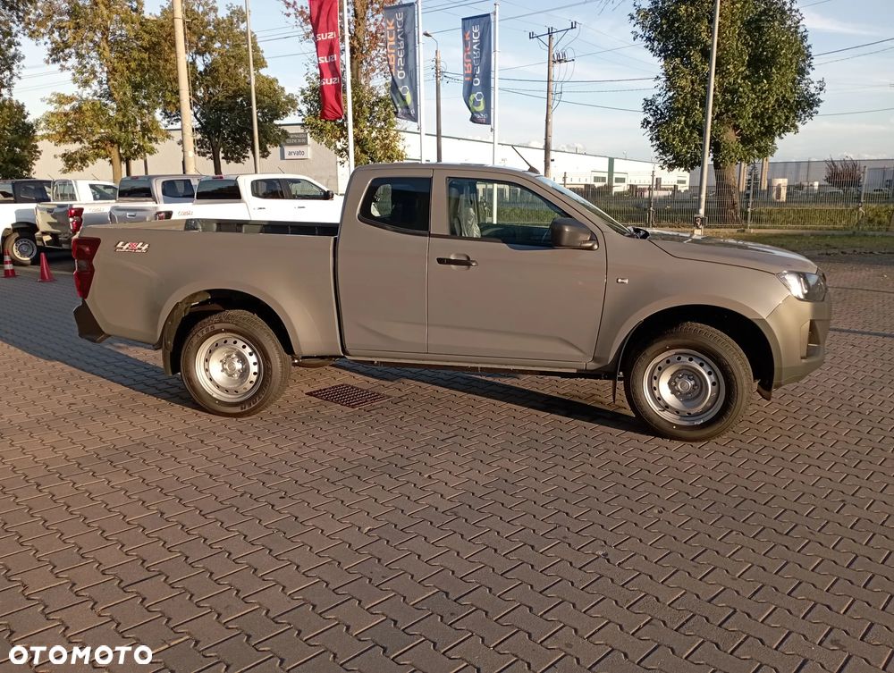 Isuzu D-Max 1.9 EC L - 7