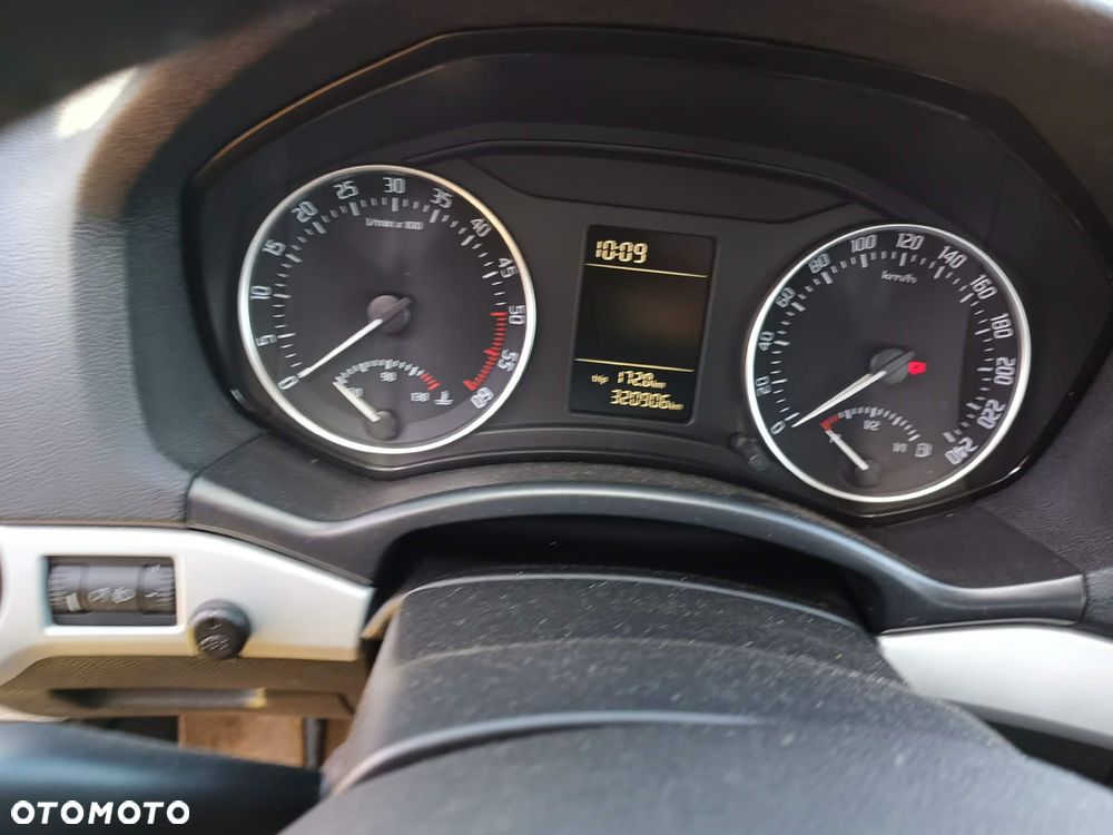 Skoda Octavia - 14