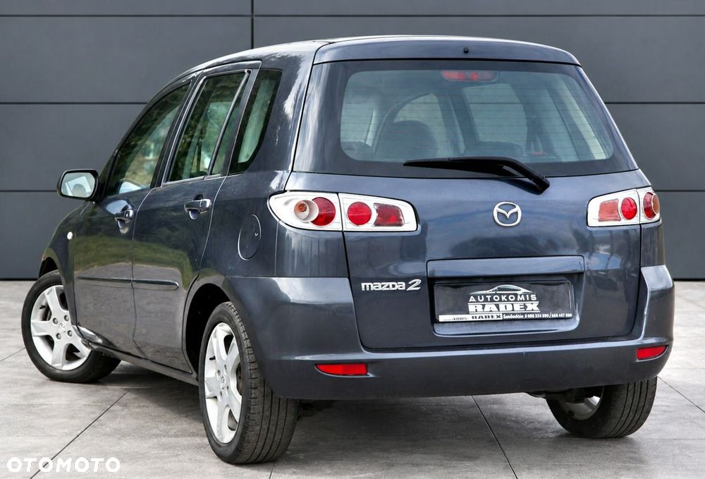 Mazda 2 - 8