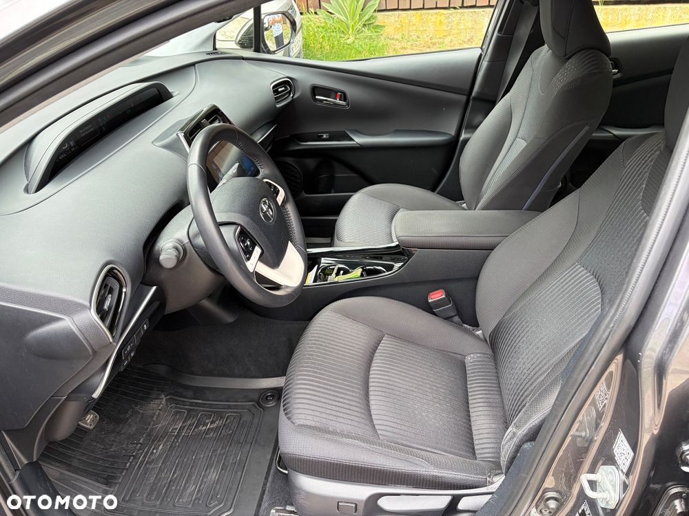 Toyota Prius 1.8 Hybrid Prestige - 16
