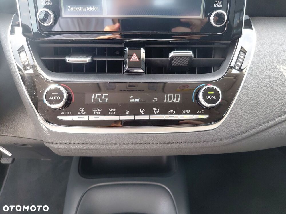 Toyota Corolla - 23