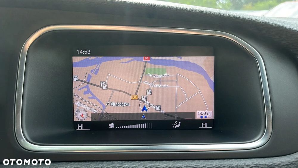 Volvo V40 D3 Drive-E Momentum - 22