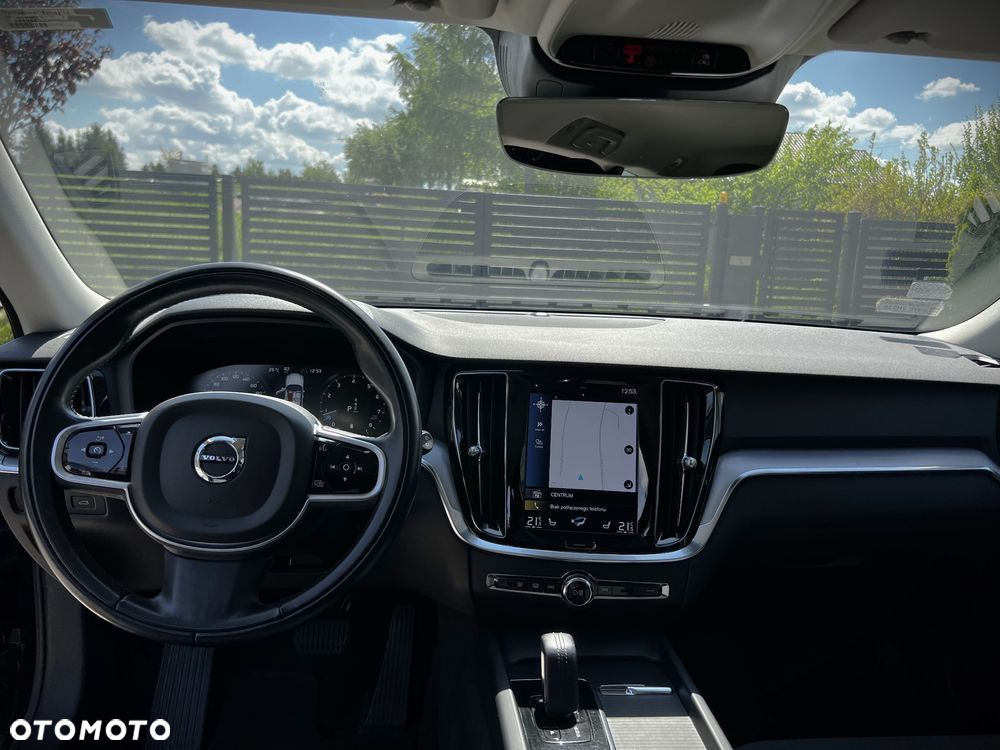 Volvo V60 T4 Momentum Pro - 20