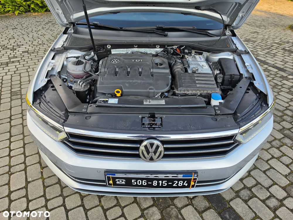 Volkswagen Passat 2.0 TDI (BlueMotion Technology) Comfortline - 17
