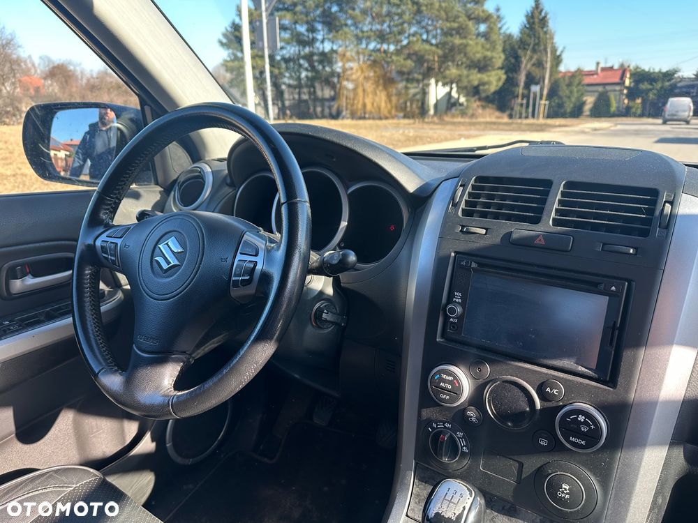 Suzuki Grand Vitara 1.9 DDiS De Luxe - 19