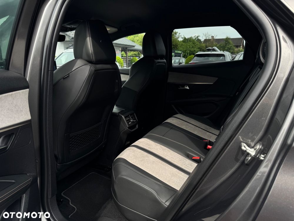 Peugeot 3008 225 e-EAT8 GT Pack - 26