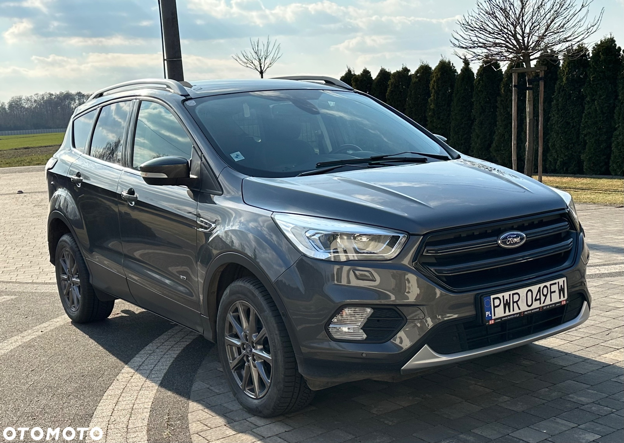 Ford Kuga - 12