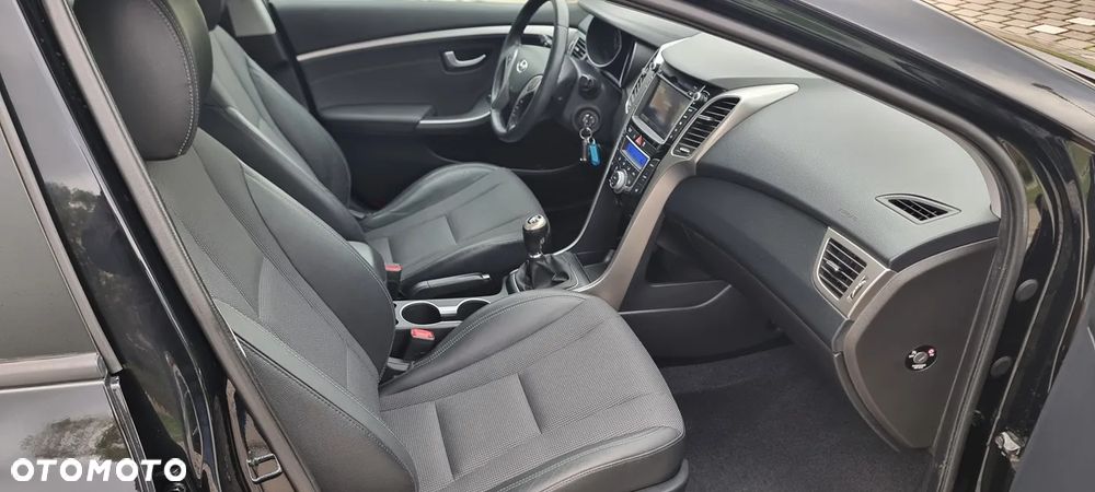 Hyundai i30 1.4 Edition Plus - 24