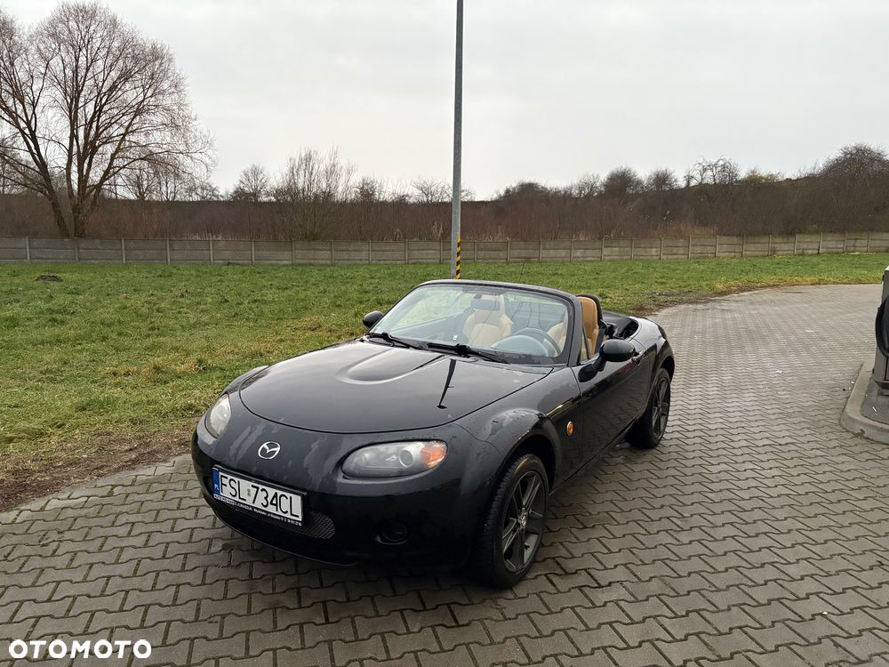 Mazda MX-5 2.0 MZR Sports-Line - 2