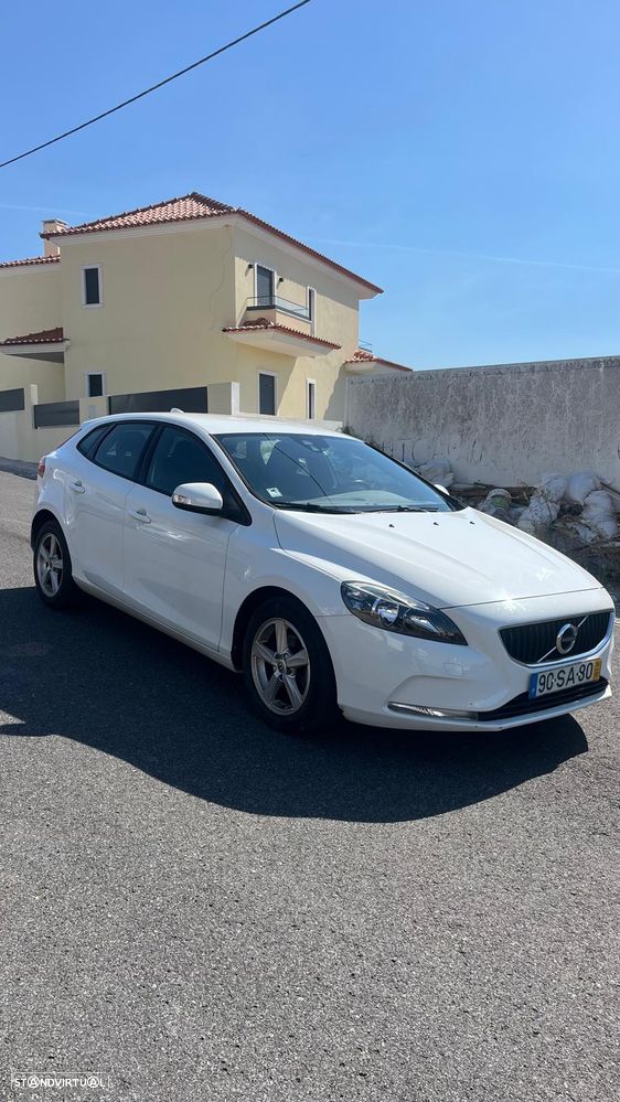 Volvo V40 2.0 D2 Kinetic Eco - 1
