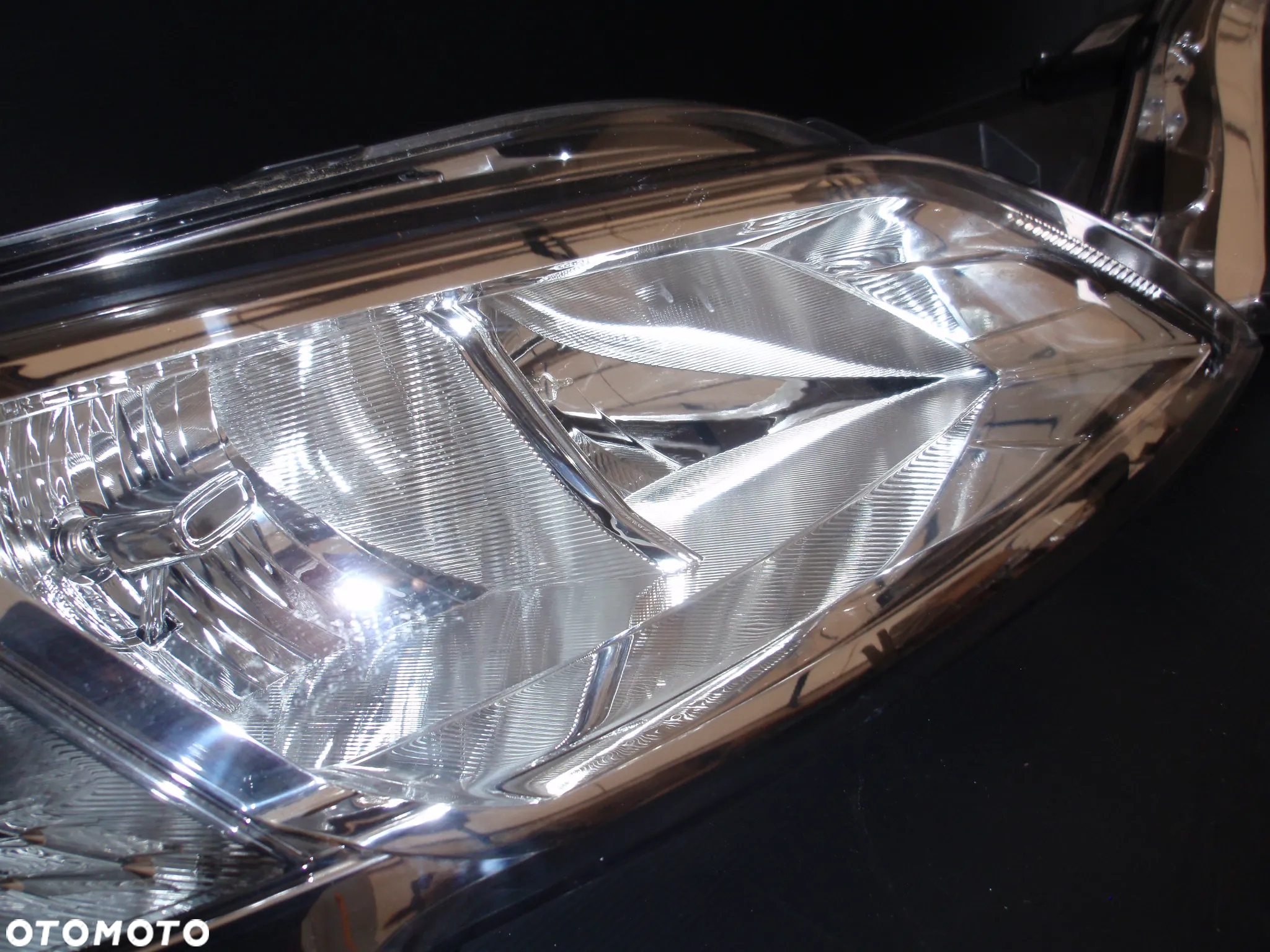 REFLEKTOR LAMPA RAM PROMASTER oryginał NOWA KOMPLET USA - 2