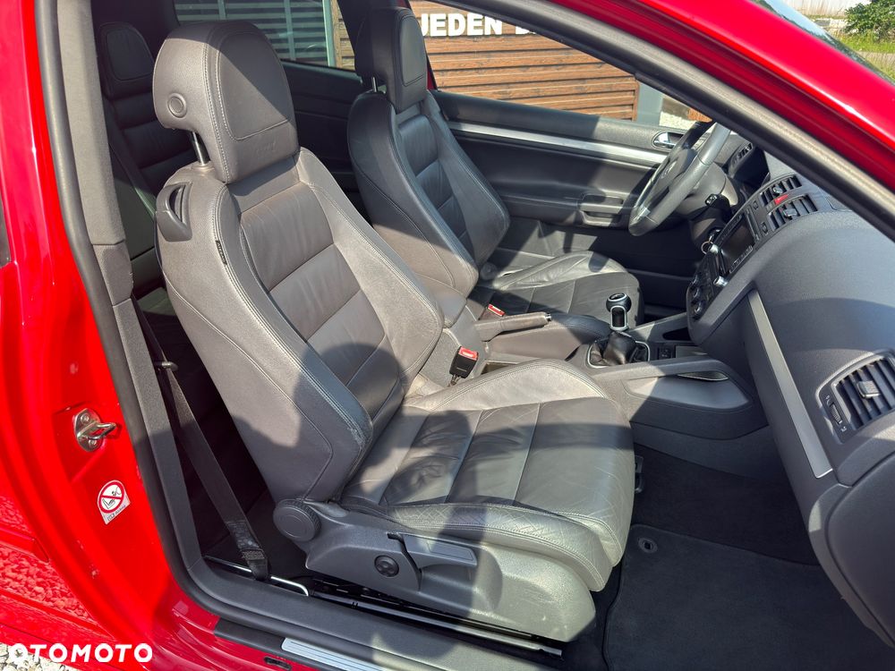 Volkswagen Golf 2.0 TSI GTI - 16