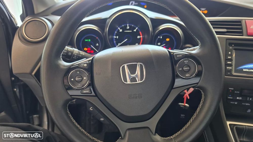 Honda Civic Tourer 1.6 i-DTEC Sport Navi - 40