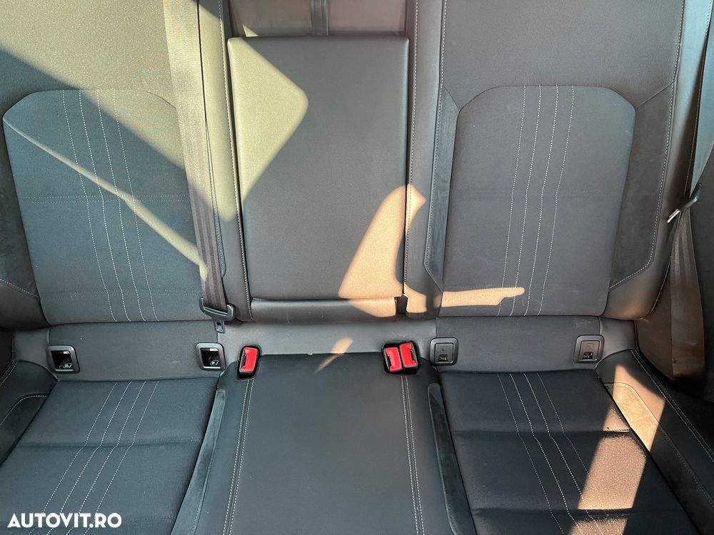 Volkswagen Passat Alltrack 2.0 TDI DSG 4Motion - 30