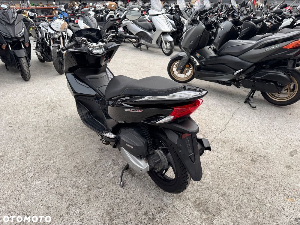 Honda PCX - 4