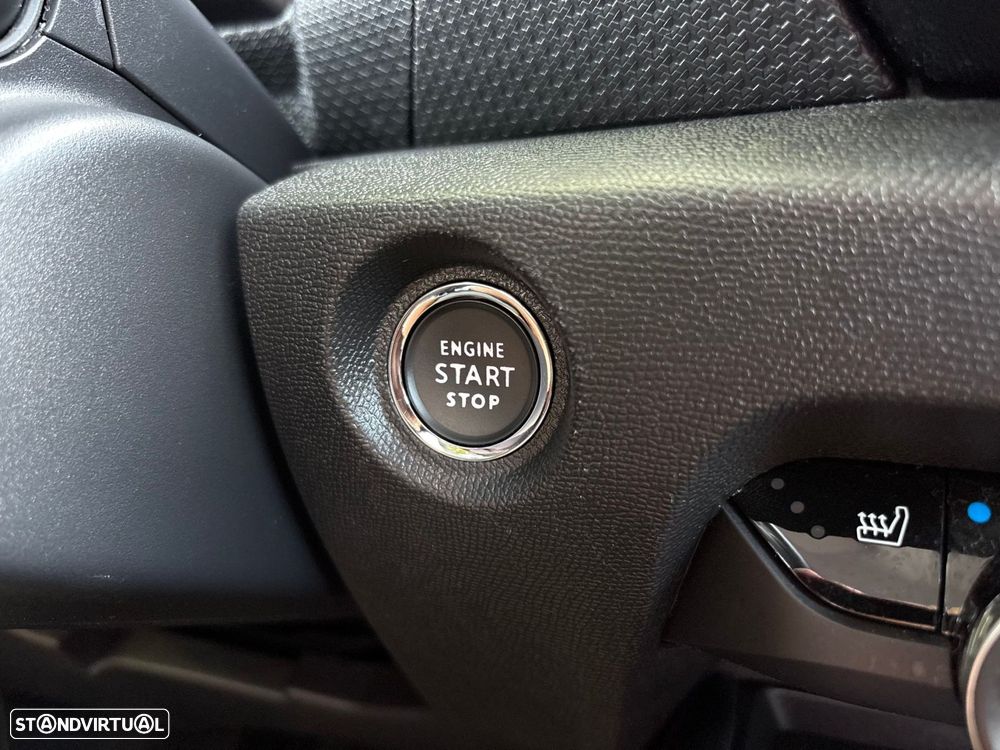 Citroën C4 1.2 PureTech Shine - 17
