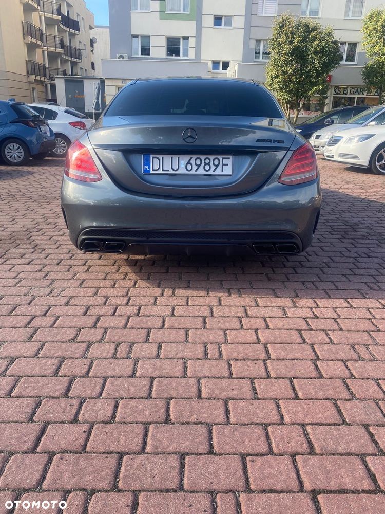 Mercedes-Benz Klasa C 300 9G-TRONIC AMG Line - 3