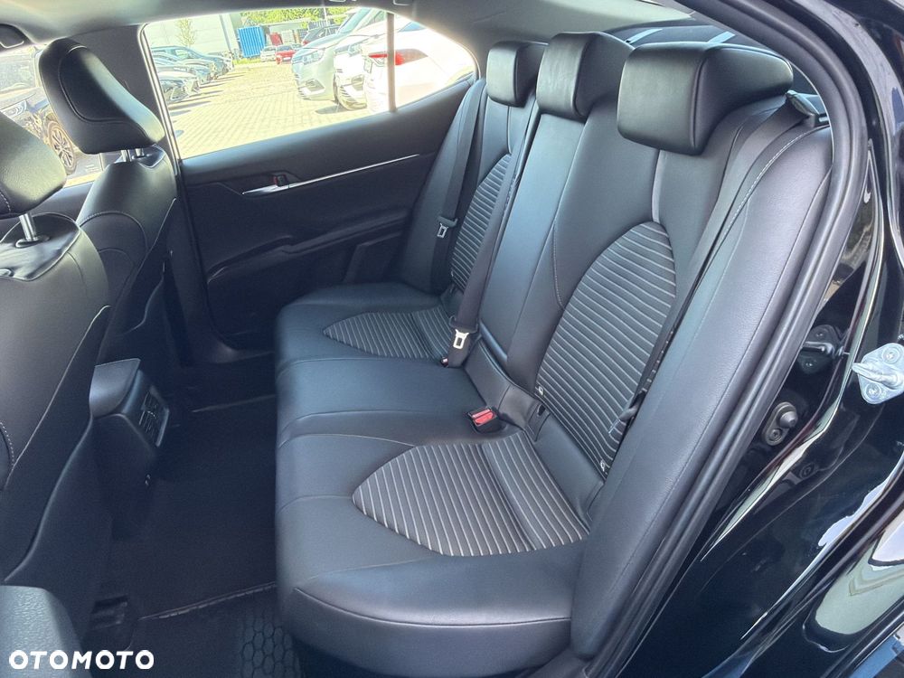 Toyota Camry 2.5 Hybrid Prestige CVT - 10