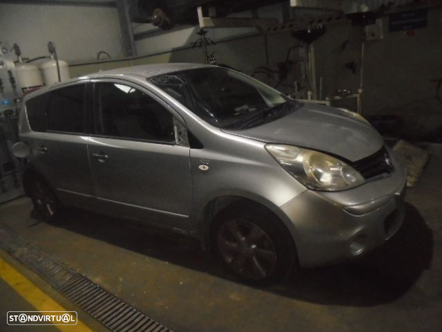 Carro MOT: CR14DE CXVEL: JH3308 NISSAN NOTE 2011 1.4 88CV 5P CINZA GASOLINA - 2