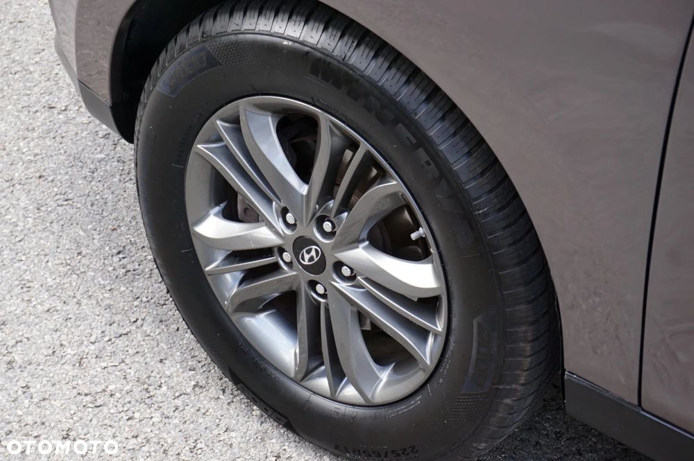 Hyundai ix35 1.6 2WD Fifa World Cup Edition - 16