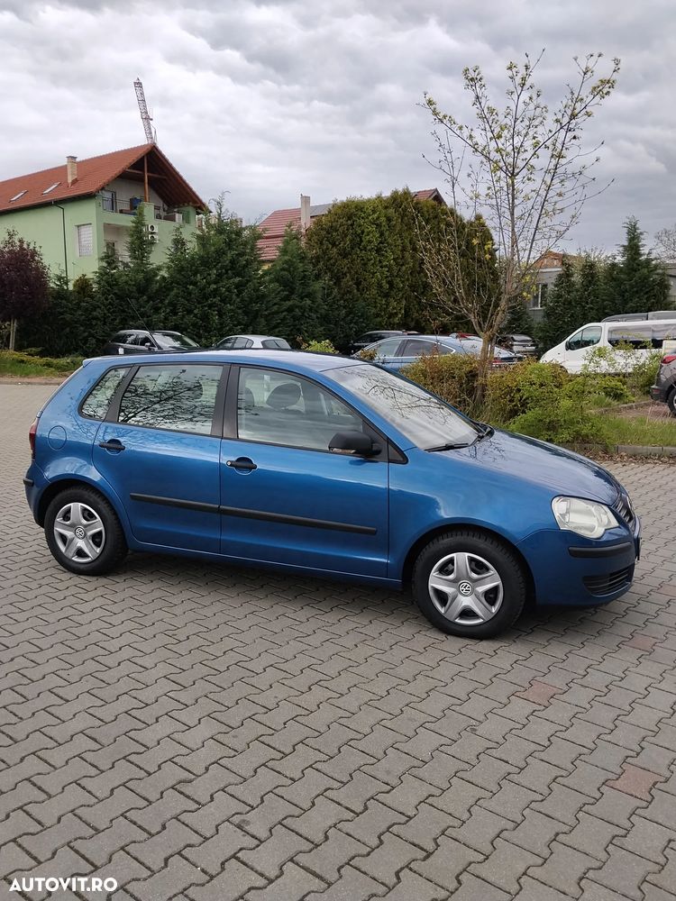Volkswagen Polo 1.2 Attractive - 3
