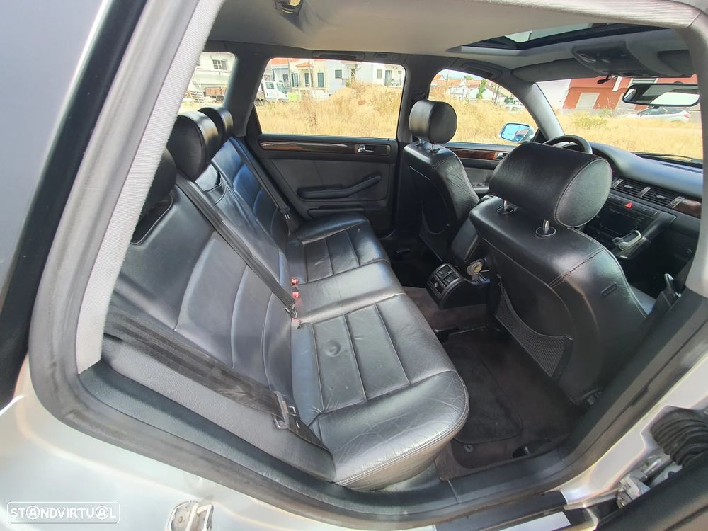 Audi A6 Avant 2.5 TDi V6 quattro - 12