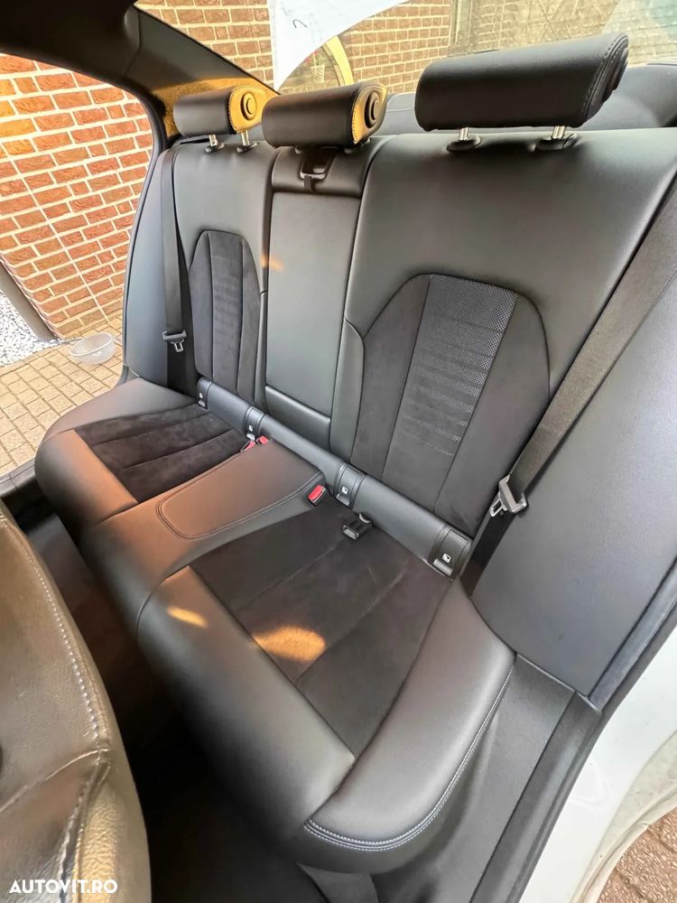 BMW Seria 3 320d xDrive AT M Sport - 33