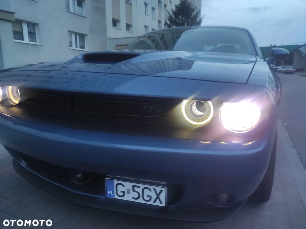 Dodge Challenger 5.7 R/T - 19