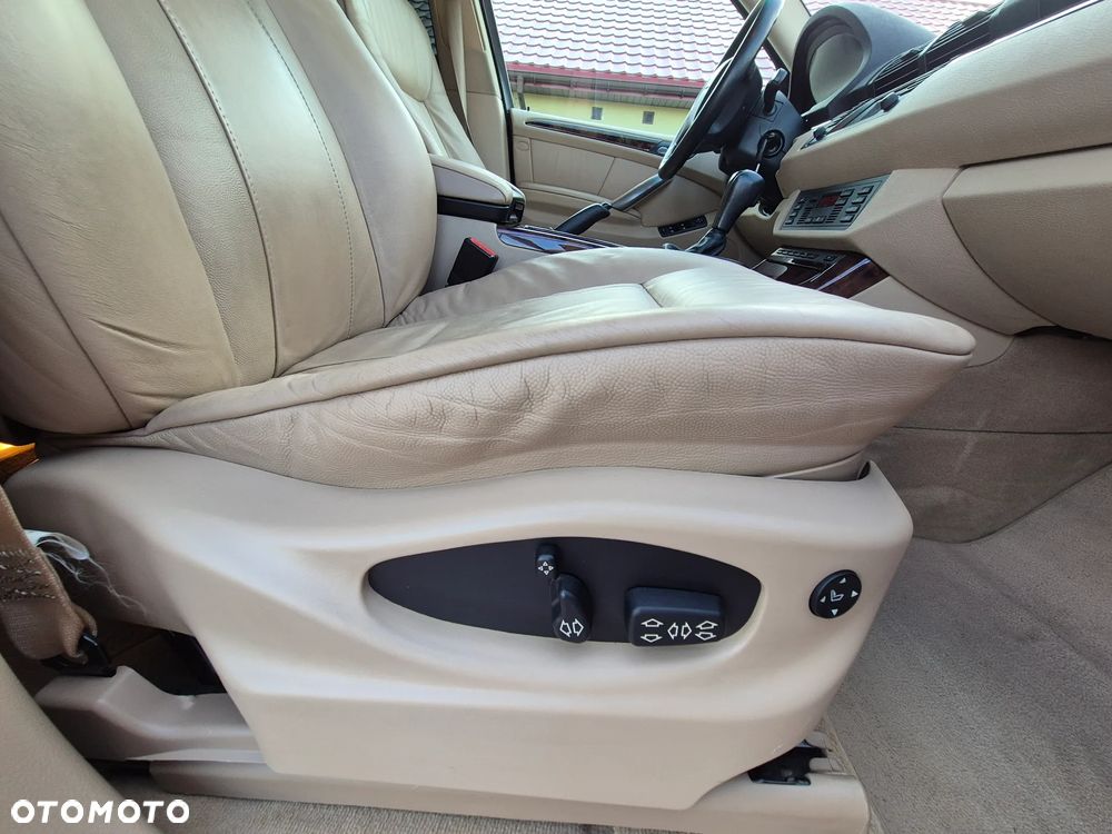 BMW X5 4.4 i Edition Exclusive Sport - 29