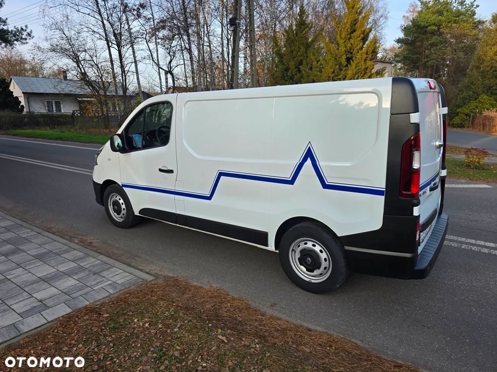 Renault TRAFIC - 12