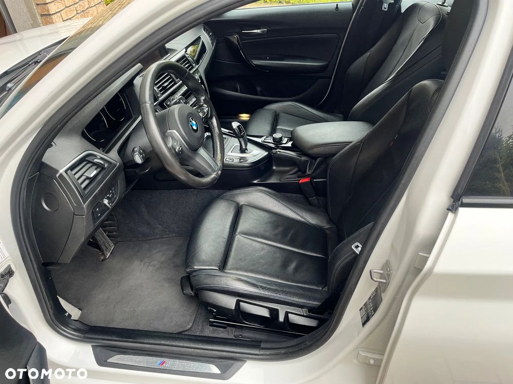 BMW Seria 1 118d M Sport Shadow - 16