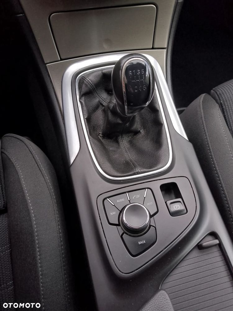 Opel Insignia 2.0 CDTI ecoFLEX Business Innovation - 23