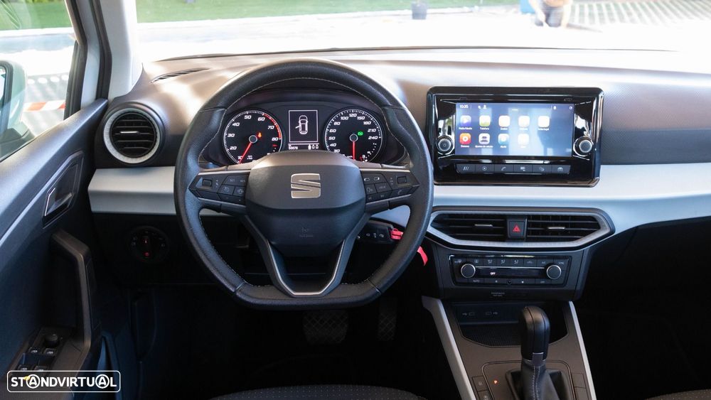SEAT Arona - 6