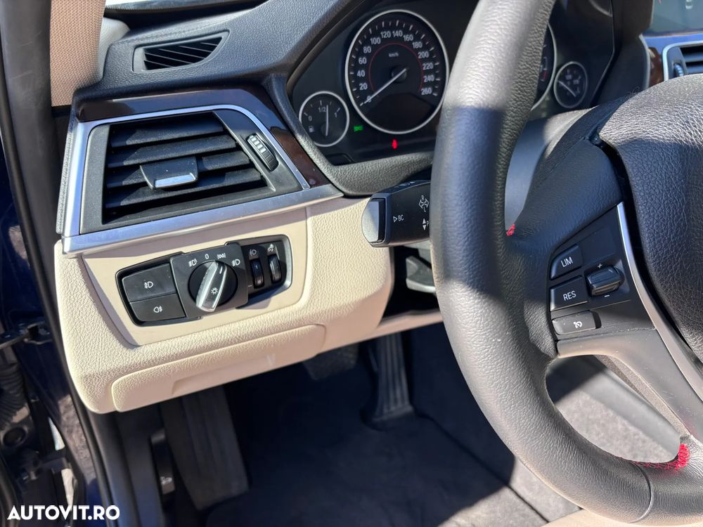 BMW Seria 3 320i Aut. Luxury Line - 21