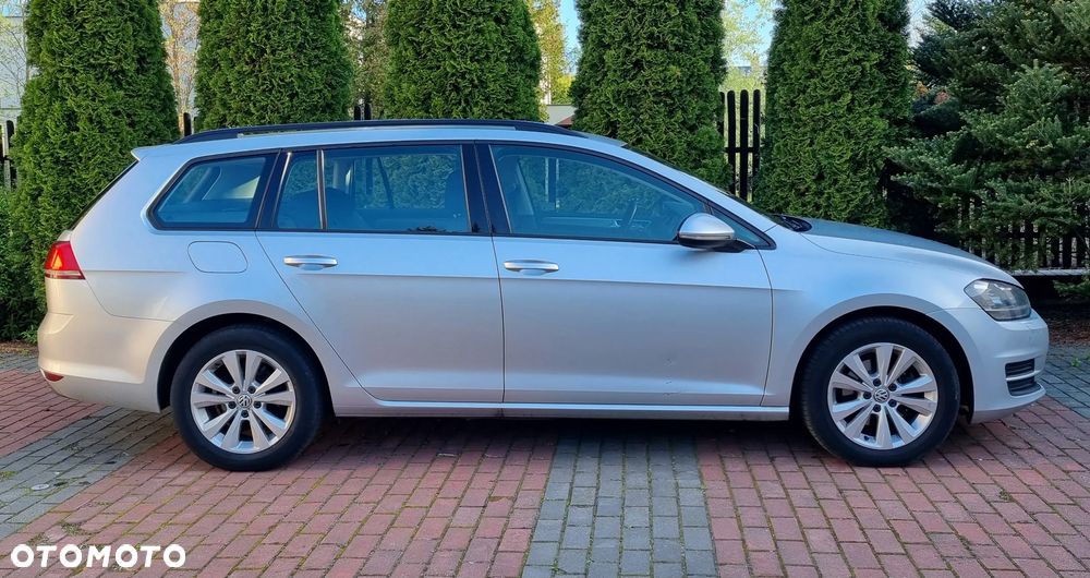 Volkswagen Golf 1.6 BlueTDI DSG Comfortline - 5