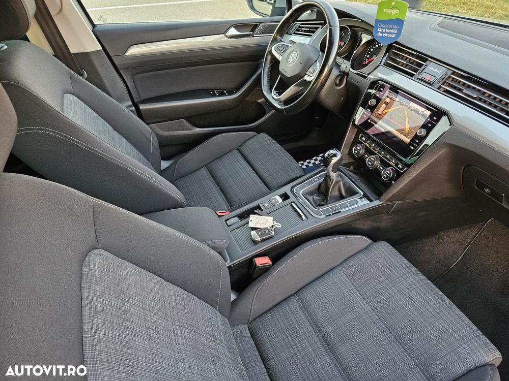 Volkswagen Passat - 5