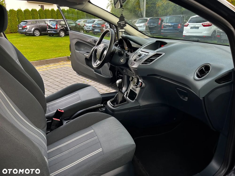 Ford Fiesta - 16