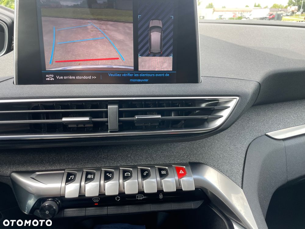Peugeot 3008 PureTech 130 Stop & Start GPF Allure Business-Paket - 9