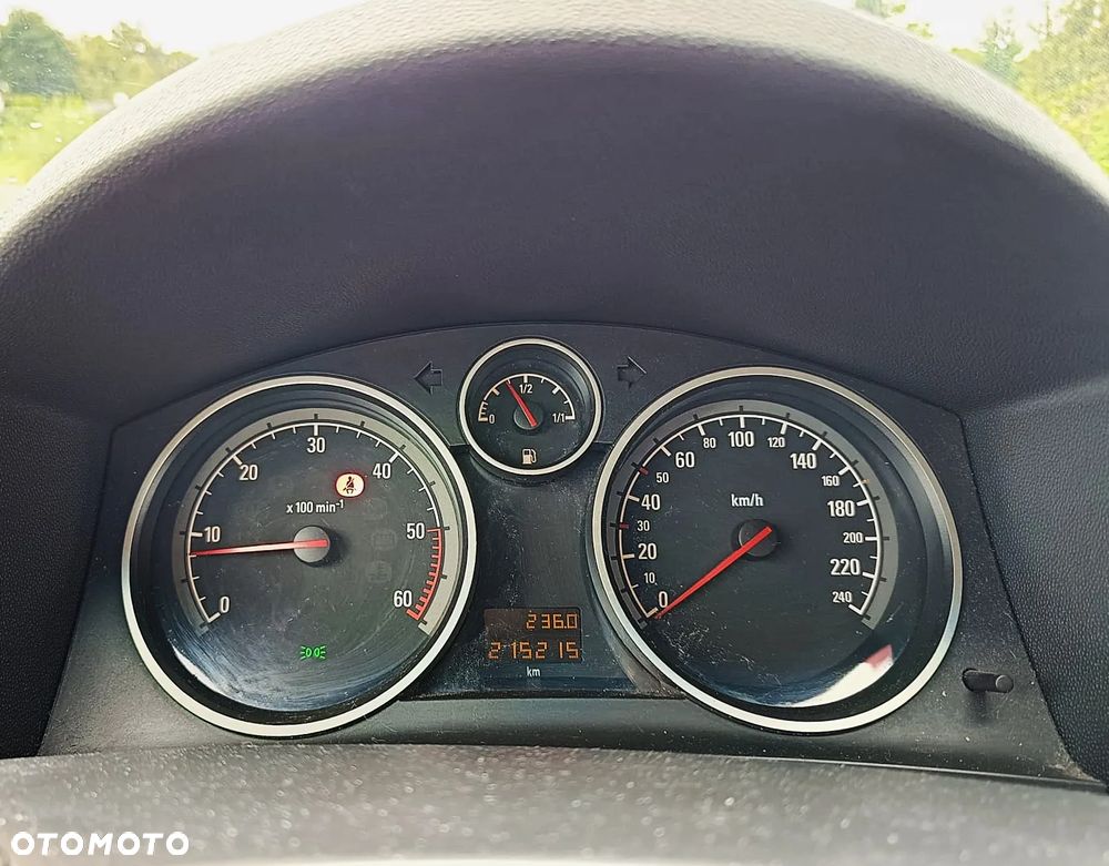 Opel Astra 1.7 CDTI - 14