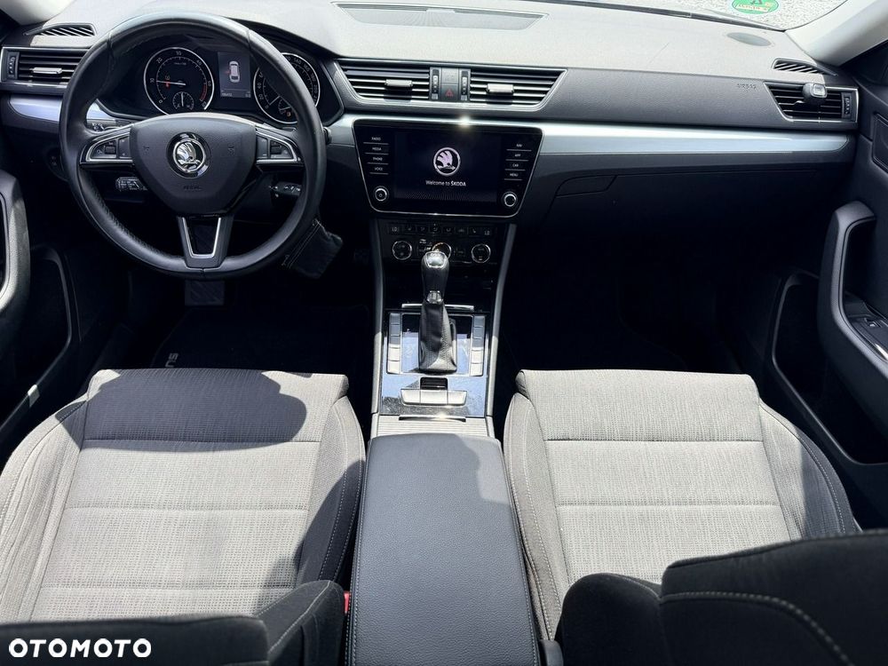 Skoda Superb 2.0 TDI Ambition DSG7 - 34