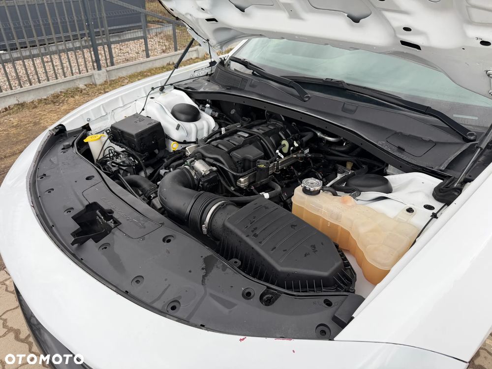 Dodge Charger 5.7 R/T - 26