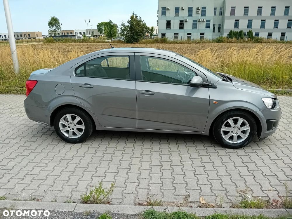 Chevrolet Aveo 1.2 LT+ - 3