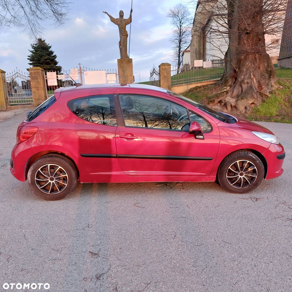 Peugeot 207 - 4