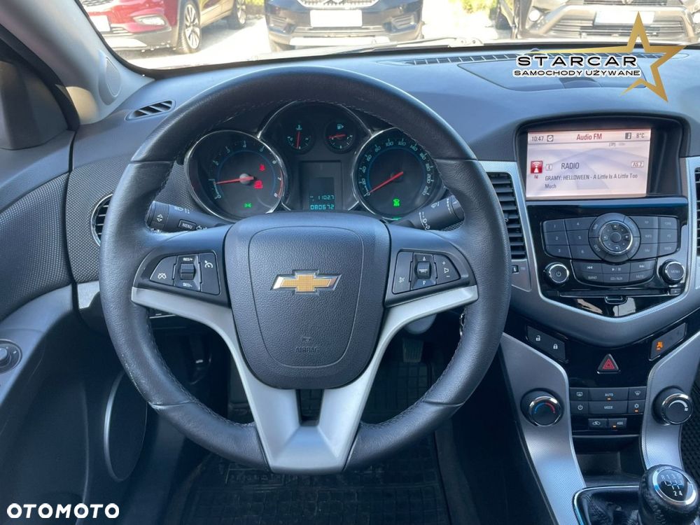 Chevrolet Cruze - 14