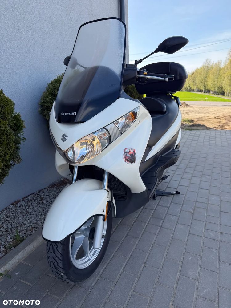 Suzuki Burgman - 36