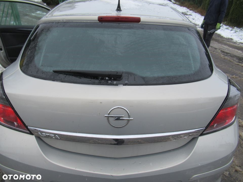KLAPA TYŁ TYLNA OPEL ASTRA 3 III H GTC 3D Z167 2004- - 1